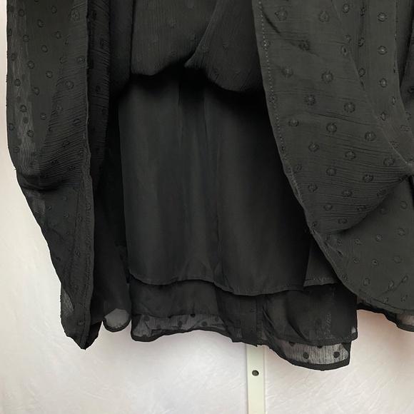NWT Torrid Womenʻs Plus Size Black Chiffon Clip Dot Lace Detail Baby Doll Top 6X - Picture 11 of 11